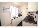 2 bed flat to rent in Bedford Close, N10, London