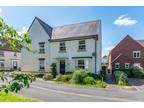 4 bedroom semi-detached house for sale in Jubilee Close, Midsomer Norton