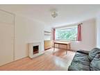 2 bed flat to rent in Princes Road, SW19, London