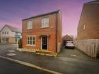 4 bedroom detached house for sale in Swift Way, Castleford, WF10