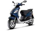 Brand New 2012 Piaggio Fly 50 Moped ~ Graphic Optic White