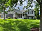 Home For Sale In Buffalo, Minnesota