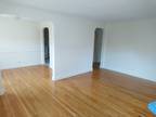 Flat For Rent In Arlington, Massachusetts