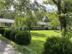 Home For Sale In Fayetteville, Tennessee