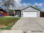 3 Bed, 2 Bath home available in Hanford! 518 East Ivy Street