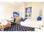 Delightful double bedroom in proximity to the Times Square