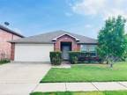 Single Family Residence, Traditional - Fort Worth, TX 1744 Trego Dr