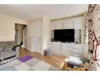 Daffodil Avenue, Minster on Sea 2 bed terraced house for sale -