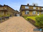 Moore Avenue, Bradford, West. 3 bed townhouse for sale -