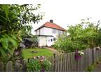 3 bedroom semi-detached house for sale in Colchester Road, White Colne CO6