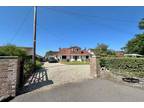 4 bedroom detached house for sale in Wolvershill, Banwell - SUPERB PLOT &