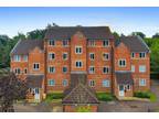 2 bedroom apartment for sale in Parkinson Drive, Chelmsford, Esinteraction, CM1