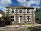 Meneage Road, Helston TR13 4 bed detached house for sale -