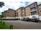 Field House, 40 Schoolgate Drive, Morden 1 bed apartment to rent - £1,300 pcm