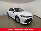 2019 Toyota Camry White, 61K miles