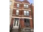 Flat For Rent In Chicago, Illinois