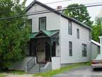 Flat For Rent In Saratoga Springs, New York