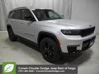 2024 Jeep grand cherokee Silver, 12 miles