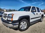 2003 Chevrolet Avalanche White, 36K miles