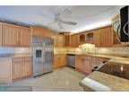 Condo For Sale In Hollywood, Florida