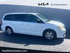 2011 Dodge grand caravan White, 145K miles