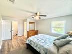 Home For Rent In Valparaiso, Florida