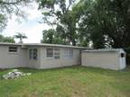 Home For Sale In Bradenton, Florida