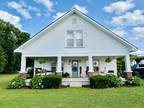 Home For Sale In Kelso, Tennessee