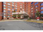 Condo For Sale In Arlington, Virginia