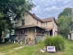 Multi Family - Barberton, OH 404 Wooster Rd N #UP