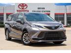 2022 Toyota Sienna LE 8 Passenger