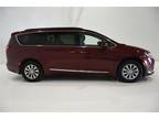 Pre-Owned 2017 Chrysler Pacifica Touring L