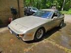 1985 Porsche 944 (2) 1985 Porsche 944