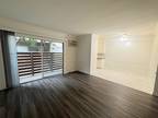 $1995/5032 MAPLEWOOD AVE. -Renovated 1BR, 1 BTH, PRIVATE PATIO! Spacious! Gr...