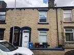 2 bed house to rent in Queen Street, OL2, Oldham