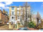 2 bedroom flat for rent in Manor Mount, Forest Hill, London, SE23