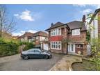 Beechwood Avenue, London 4 bed detached house for sale - £