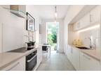Edith Grove, South Kensington. 3 bed flat to rent - £4,767 pcm (£1,100 pw)