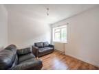 2 bed flat to rent in Durnsford Road, SW19, London