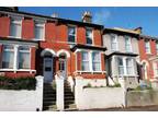 Rochester Street, Chatham 3 bed terraced house to rent - £1,350 pcm (£312 pw)