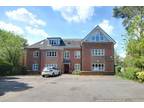 Bassett, Southampton 2 bed apartment for sale -