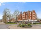 2 bed flat for sale in Bradfield House, IG8, Woodford Green
