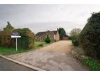 3 bedroom detached bungalow for sale in Saxham Street, Stowupland, Stowmarket