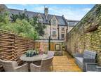3 bedroom terraced house for sale in Dyer Street, Cirencester, Gloucestershire