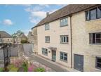 4 bedroom town house for sale in The Green, Tetbury, GL8