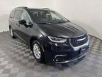 2022 Chrysler Pacifica Black, 69K miles