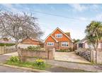 4 bed house for sale in Barnacles, PO11, Hayling Island