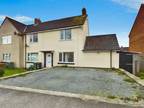 3 bedroom semi-detached house for sale in Royal Road, Mangotsfield, BS16