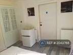 1 bedroom house share for rent in Warwick Way, Dartford, DA1