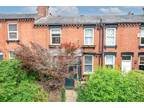 Highbury Road, Leeds 1 bed terraced house for sale -